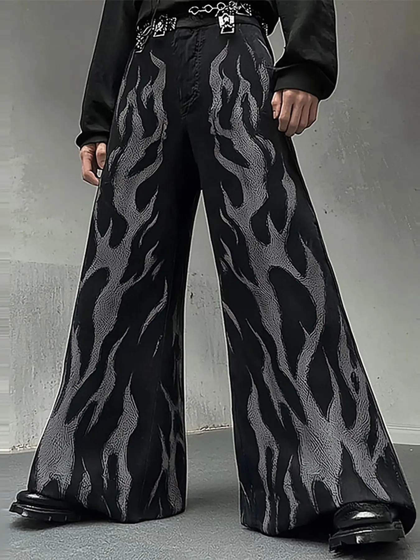 INCERUN Men's Fashion Printed Graffiti Design Wide Leg Casual Button Trousers, Streetwear Style, Comfortable and Stylish, Perfect for Casual