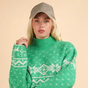VERY J Christmas Element Mock Neck Long Sleeve Sweater in Festive Green with Snowflake Pattern for Holiday Wear Womenswear Winter