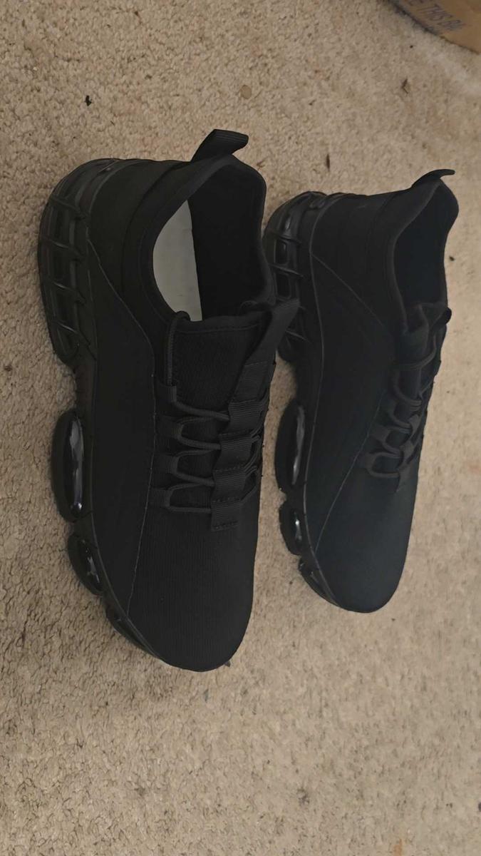 Item: N02black, 11.5