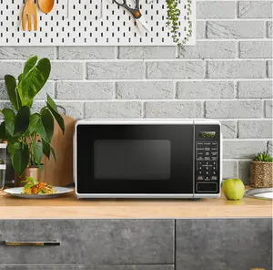 Mainstays 0.7 Cu ft Countertop Microwave Oven, 700 Watts, White Mainstays 0.7 Cu ft Countertop Microwave Oven, 700 Watts, White