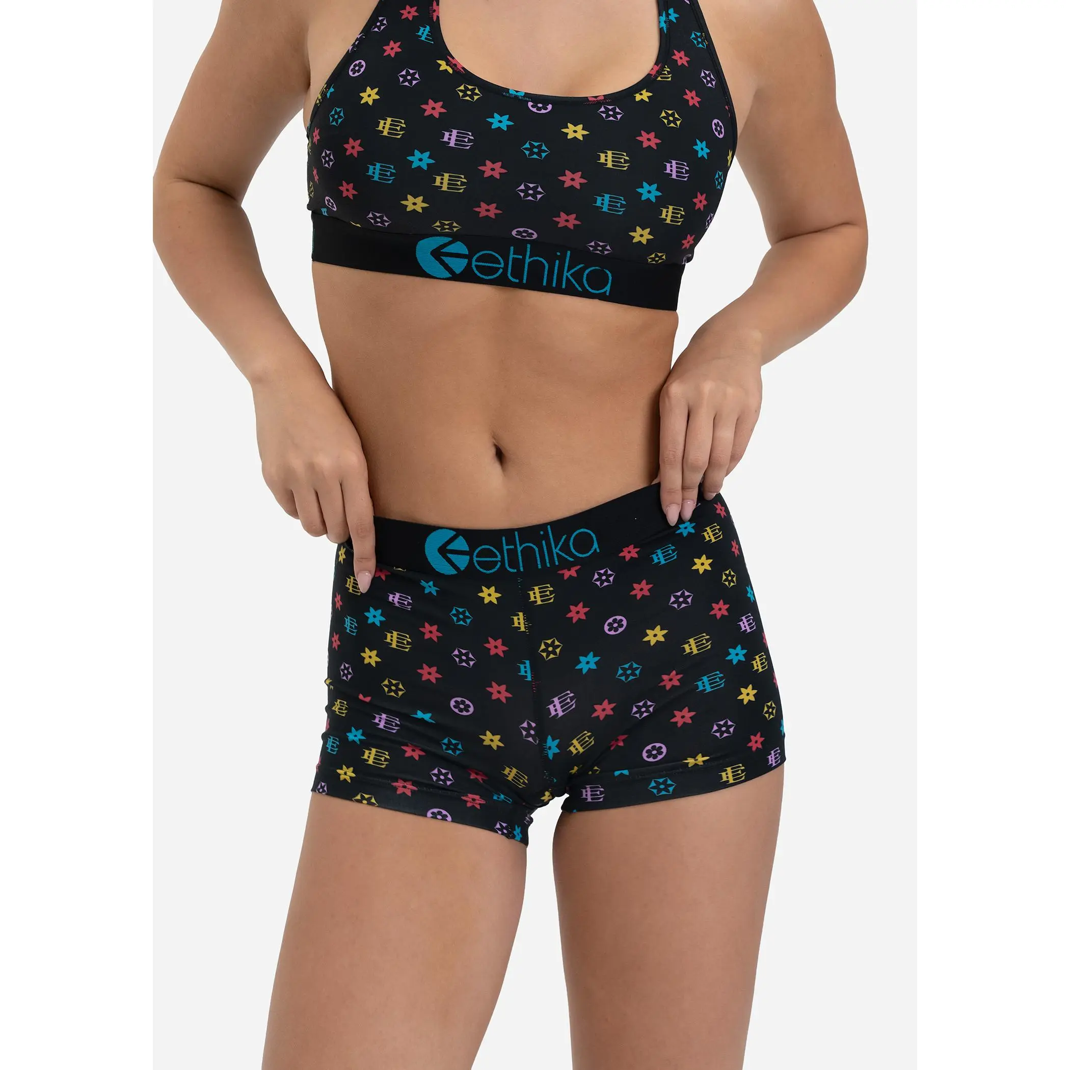 Vividmark | Womens Staple