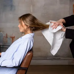 [30 TOALLAS] Toallas Francesas Eco-Responsables Para Salones y Spas 31.5"x17.7" Desechables