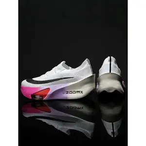 Men’s comfortable racing-style running shoes with a fine upper material, stretch-resistant laces, and a lightweight sole for outdoor running