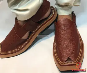 Handmade Kaptaan Chappal, Pure Leather Dotted Textured Sandals, Traditional Peshawari Chappal