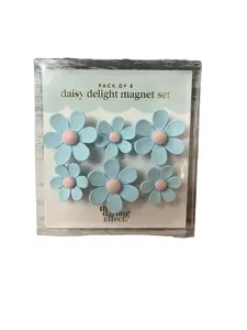 The Darling Effect Daisy Delight Magnet Set