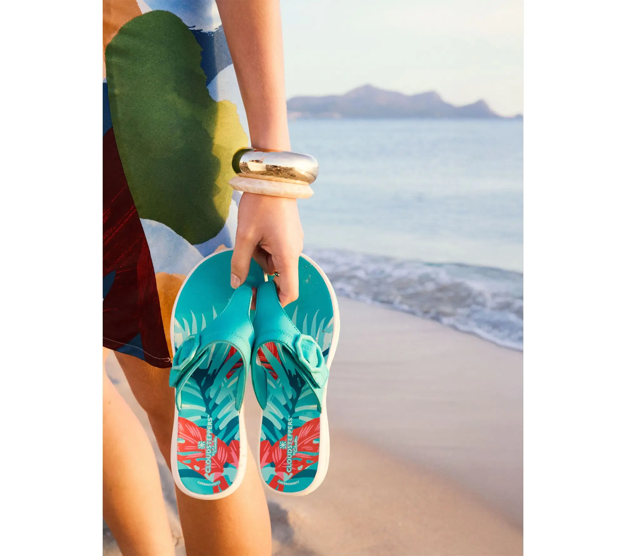 Clarks Cloudsteppers Thong Sandals -Breeze Cove Clarks Cloudsteppers Thong Sandals -Breeze Cove