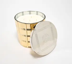 Kathy Hilton by Slatkin + Co. 80oz Candle Kathy Hilton by Slatkin + Co. 80oz Candle