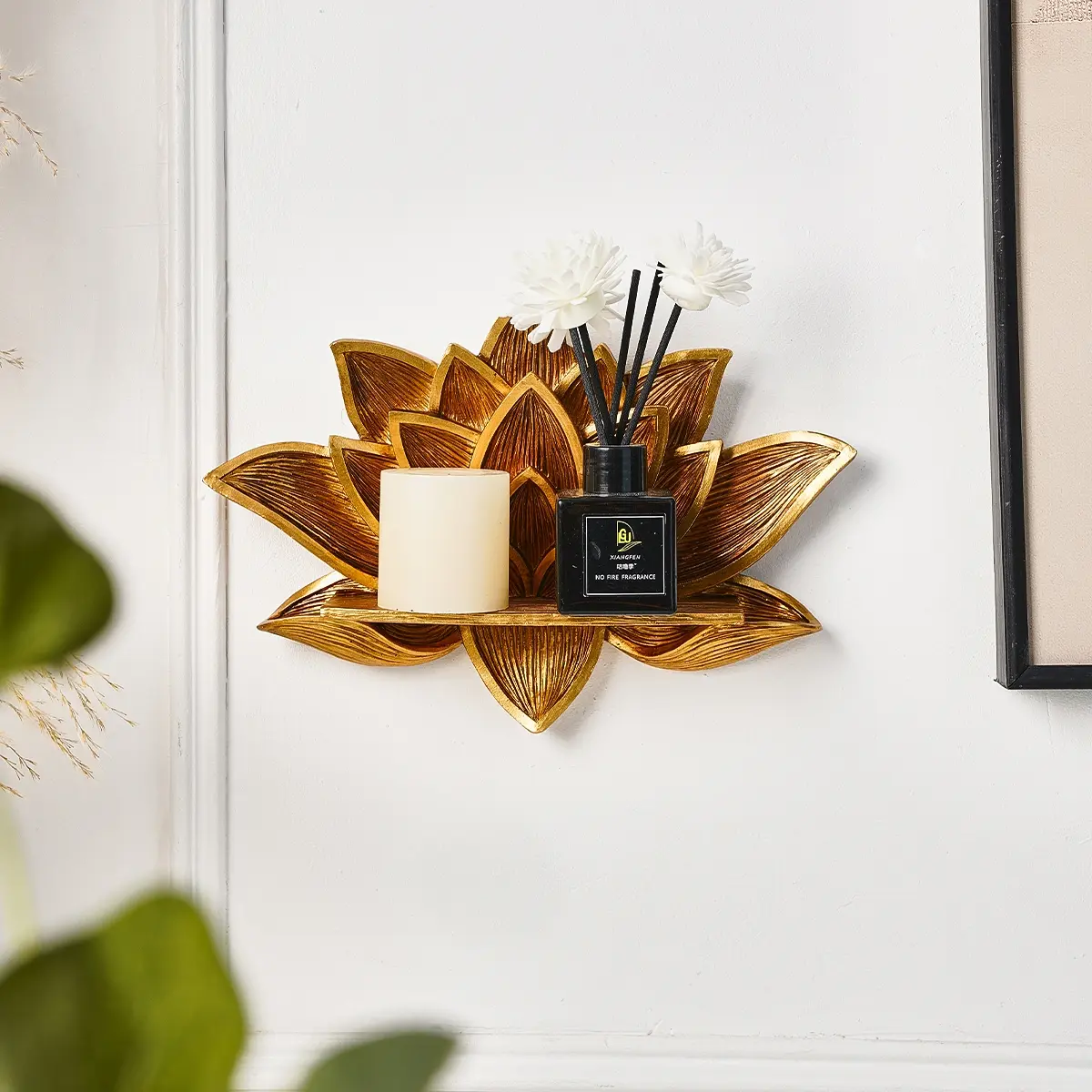 Lotus Flower Resin Corner Shelf, Creative Home Decor, Wall Mount Design, Wall Mounted Storage Rack, Wall Organizer Shelf for Bedroom & Kitchen Organizing and Decorating