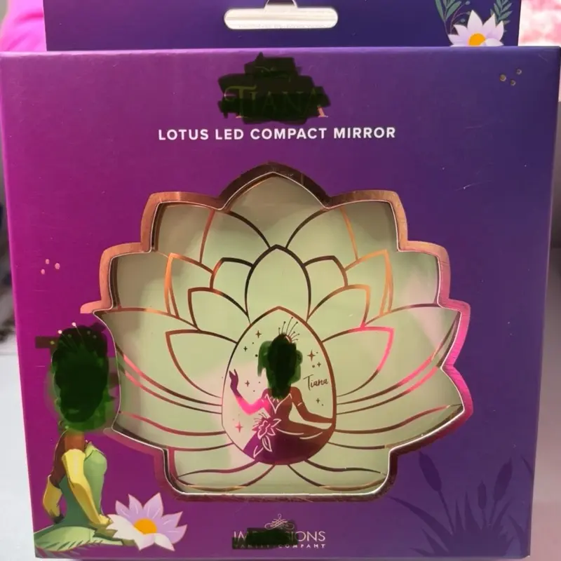Princess LED compact mirror