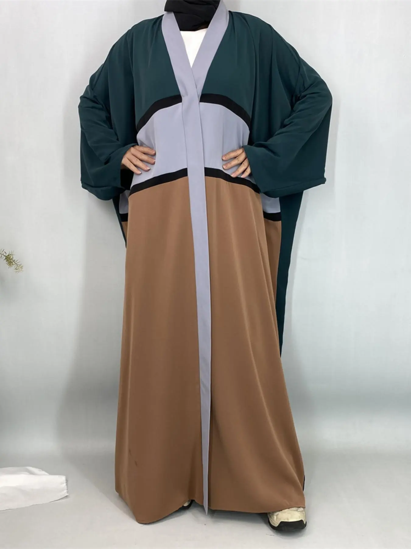 Women's Colorblock Batwing Sleeve Loose Open Abaya, Elegant Long Sleeve Open Front Abaya for Daily Wear, Ladies Islamic Clothing for All Seasons
