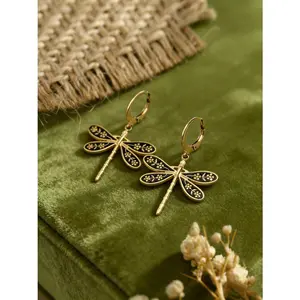 1 Pair Women’s Retro Boho Dragonfly Earrings,Ideal for Daily Wear, Beach Vacations & Valentine’s Gifting (No Box)