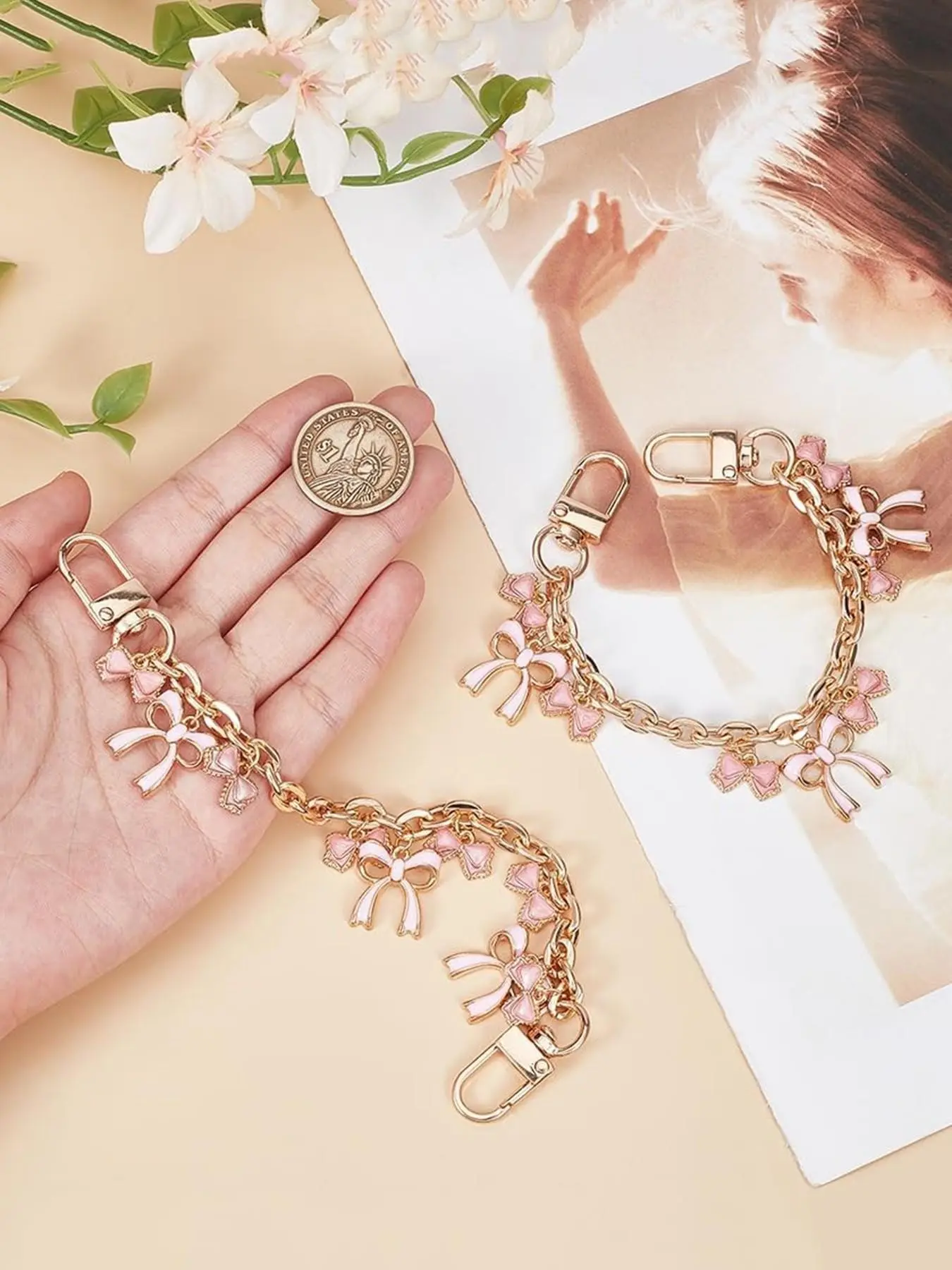 Sweet fashion simple exquisite bag chain,  niche design bow love lace pendant, retro casual versatile waist chain, personalized classic bow pendant, exquisite suitable to  daily wear  and party style, Fashionable Chain Strap.