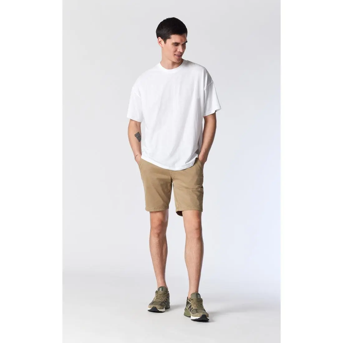 Noah Men's Classic Cotton Twill Shorts - Breathable Casual Menswear with Modern Fit, 9" Inseam, Plain Design, Khaki Color, Cooling Fabric, Increased Range Of Motion, Clothes