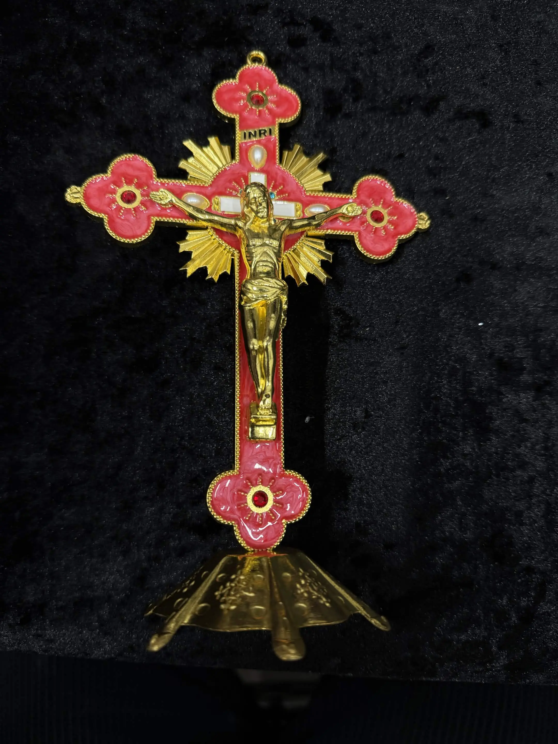 Cross-Stand