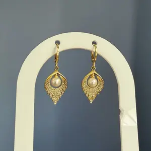 Gold tone Pearl earrings for women