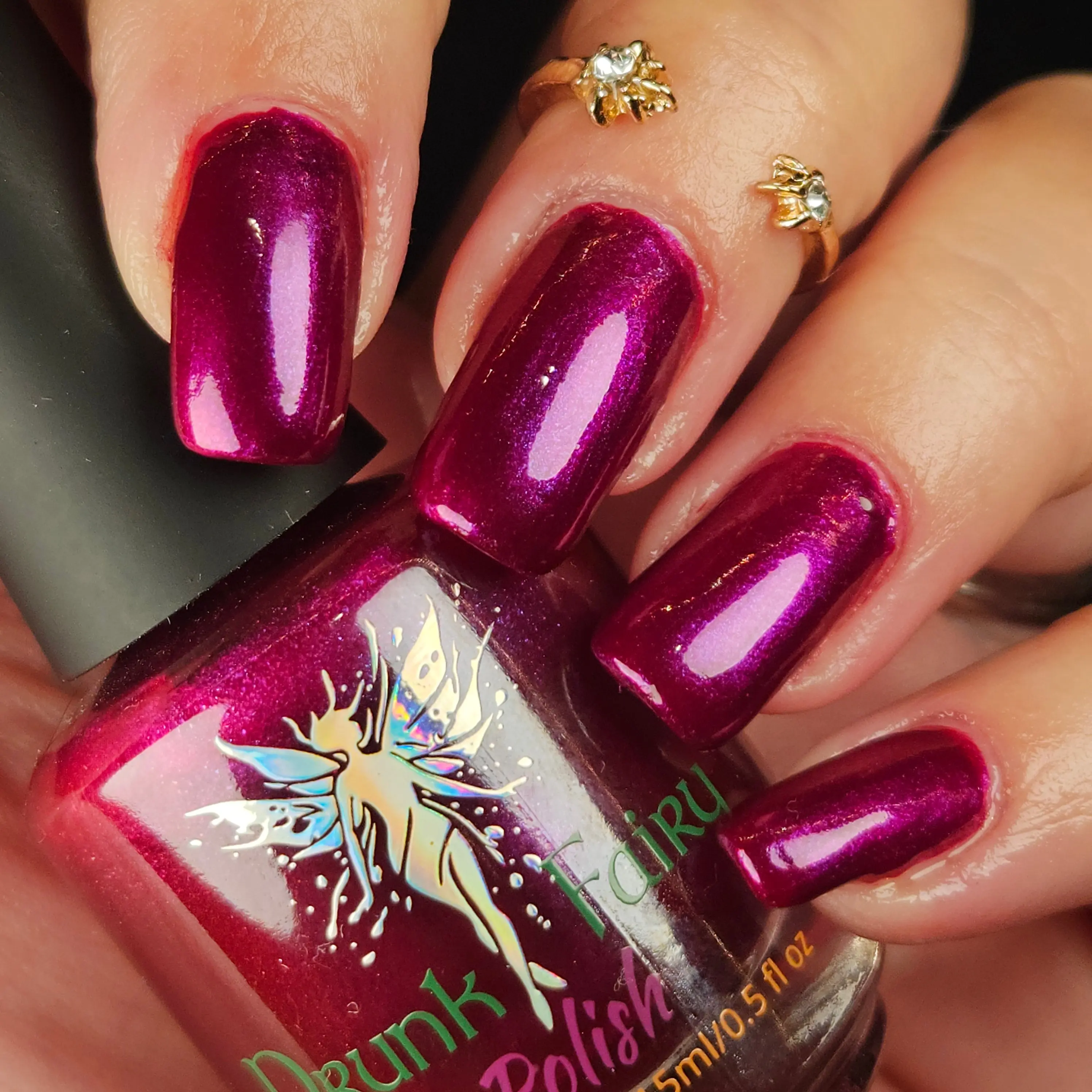 Plonk | A Dark Violet to Red Shifting Multichrome Nail Polish