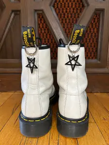 Inverted Pentagram Boot Charms - Bold Symbolism for Festivals & Everyday Wear, Durable & Easy Attachment Accessory