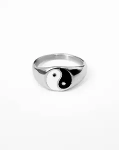 Yin Yang Ring