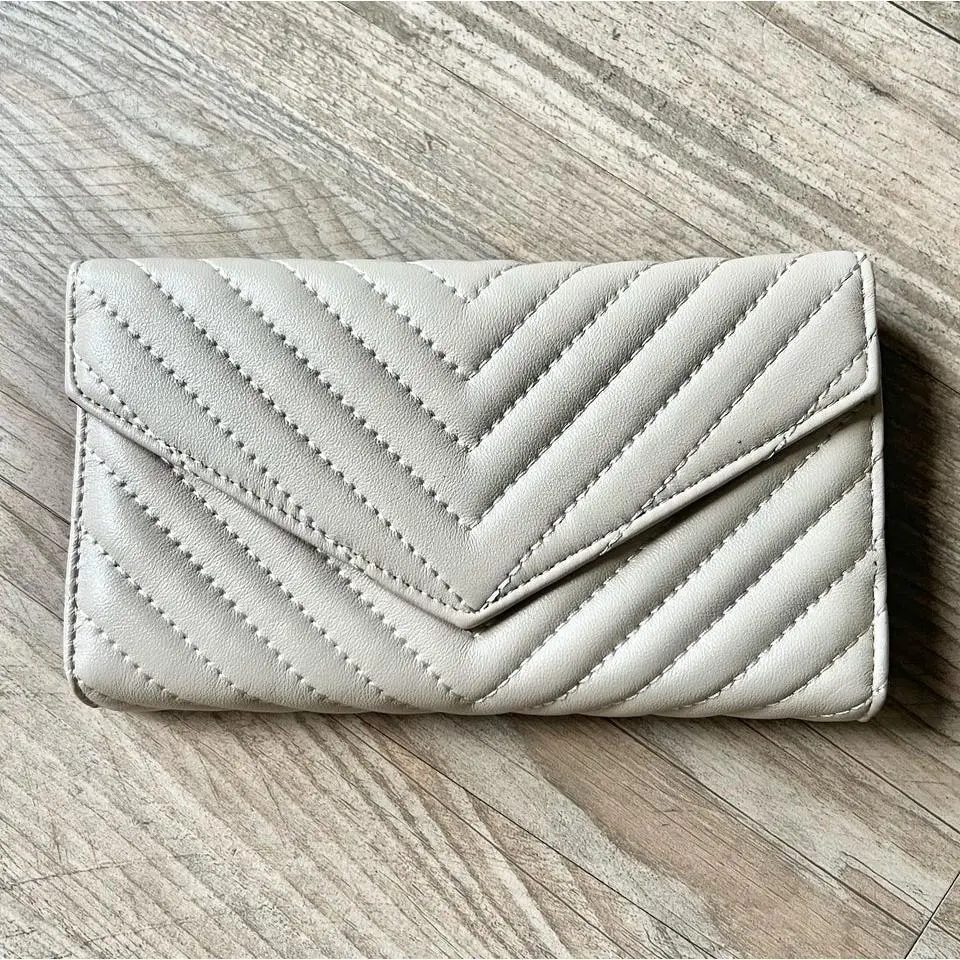 Beige “Hottie” Wallet