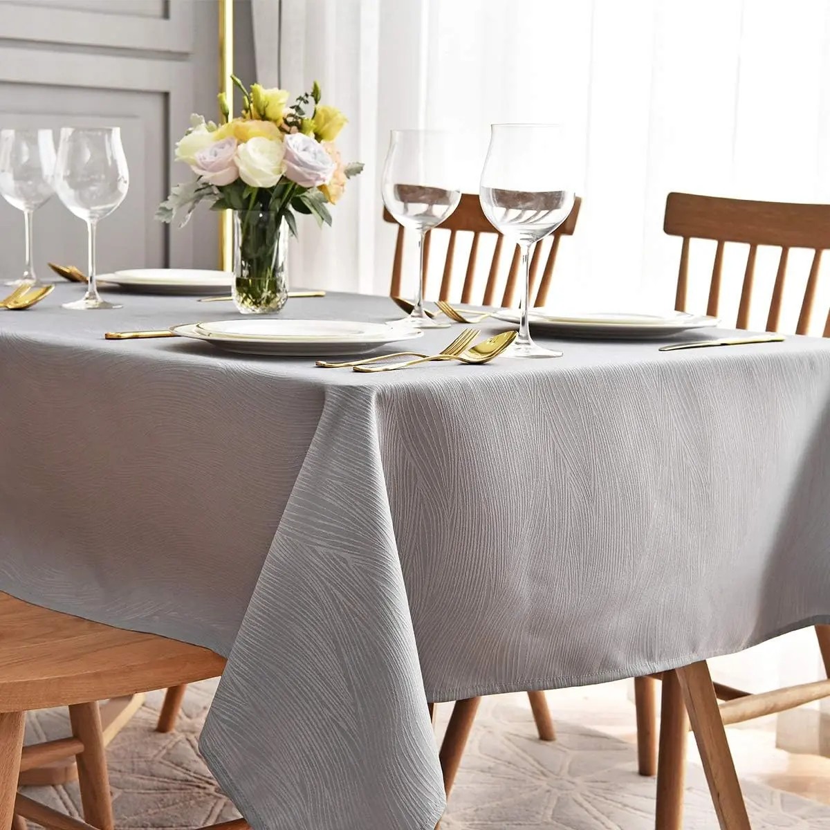 Light Grey Swirl Pattern Polyester Rectangle Jacquard Tablecloth (52x70 in/70 x 52 in) - Spillproof, Wrinkle Resistant, Heavy-Weight, Soft, Folded Hem - for Dining Scene, Outdoor Patio Tables, Cafes