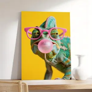 1pc Cute Chameleon Blowing Bubble Gum Wall Art with Pink Glasses - Vibrant Green & Pink Modern Classic Vertical Wood Framed Canvas Print, Easy-Hang Indoor Home Decor for Living Room, Bedroom, Office - Unique Gift for Mother'S Day, Birthday, Easter, H
