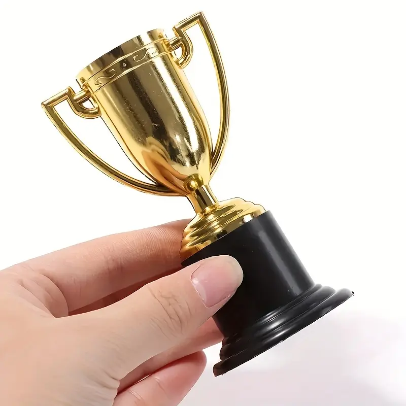 1count Golden Mini Trophy, Sports Honor Trophy Suitable For Party Gifts, Props, Rewards, Prize Decoration
