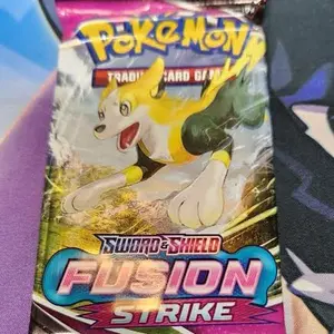 Pokemon Sword and Shield Fusion Strike Booster Pack-Sealed