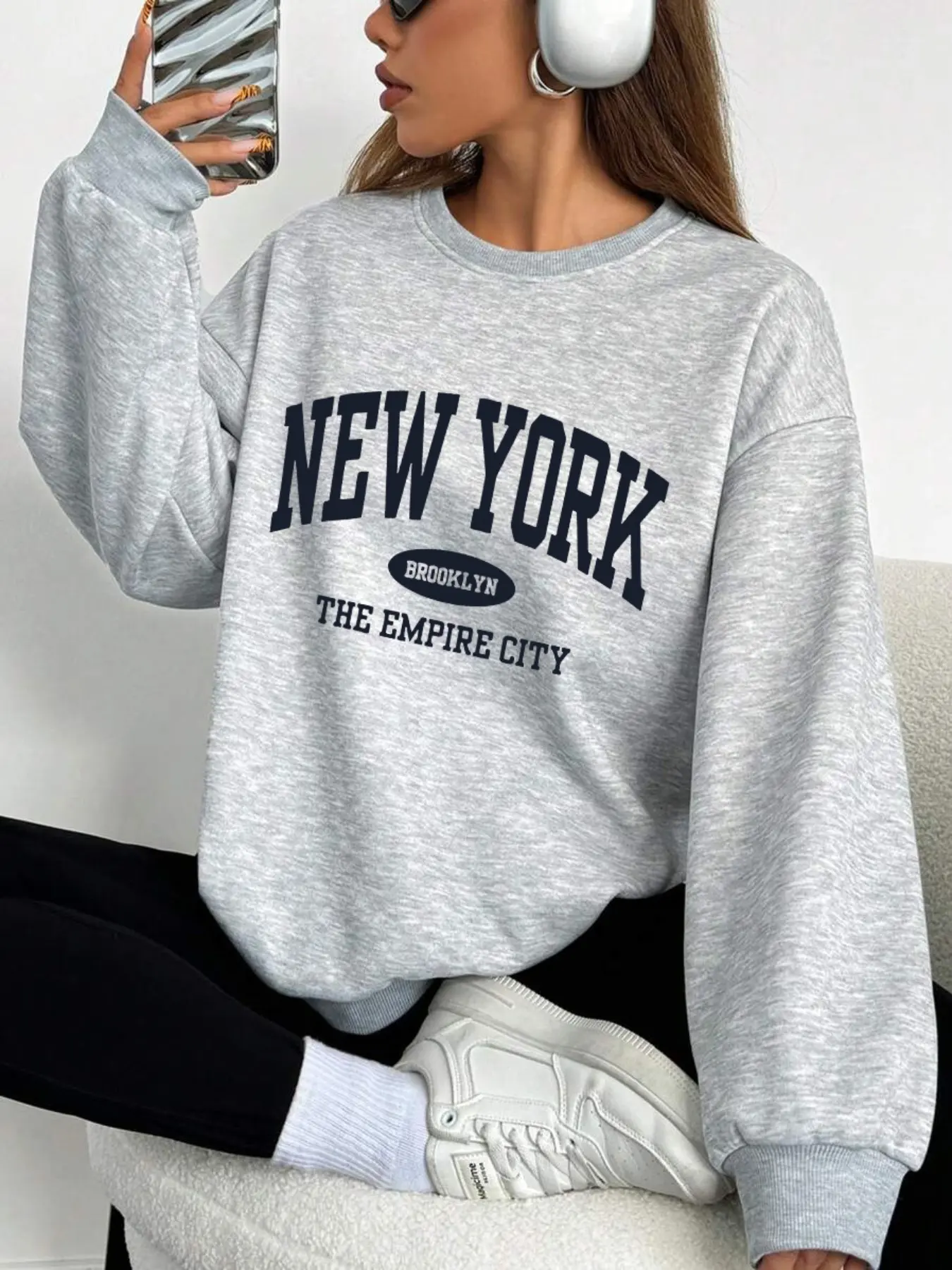 Women's Casual Letter Print Pullover Sweater, Long Sleeve Round Neck Top, Perfect for Fall & Winter, Loose Fit Kint Fabric, Womenswear Graphic Sweatshirts, Knit