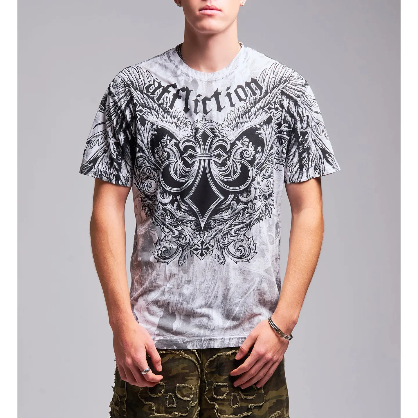 Affliction Men's T-shirt Omen