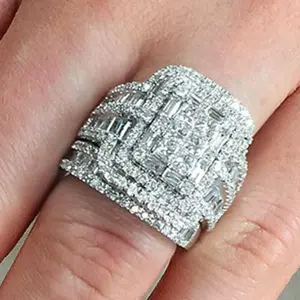 14K White Gold Plated Engagement Ring for Women – Round Halo Style Statement Ring, Elegant Wedding & Anniversary Jewelry Gift