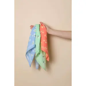Dainty Flower Bandana