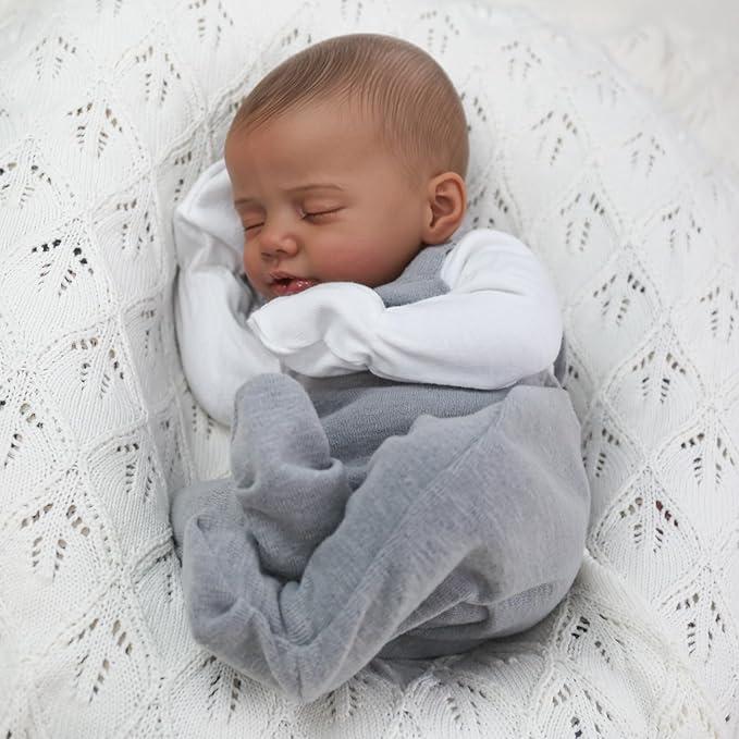 [WOOROY] Reborn Baby Doll New Released - 18 In Real Life Baby Doll African American Black and Brown Skin Boy Doll, Lifelike Newborn Baby Doll Poseable Soft Cloth Body, Gift Set with Accessories for Kids Aged 3+