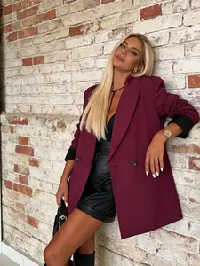 A women's fashionable burgundy suit with a loose and slimming feel, suitable for spring and autumn, suitable for home commuting, indoor and outdoor wear