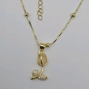 Tulip/Cadena de Tulipan 18inches 18k Gold-Plated Beautiful Style Necklace with Elegant Tulip Charm