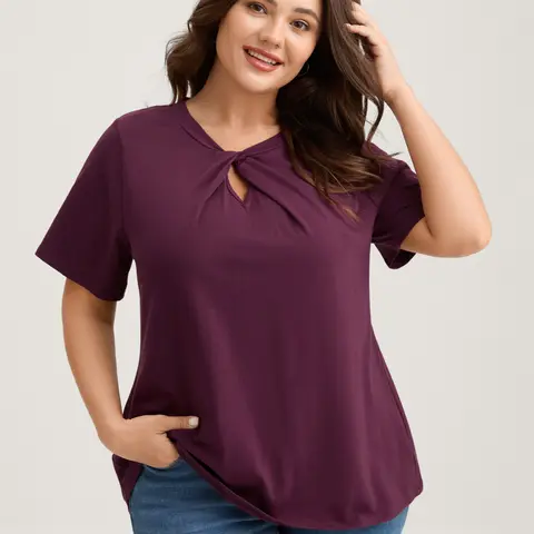 BloomChic Knotted Cut-Out Neckline Solid T-Shirt 【M-6XL】