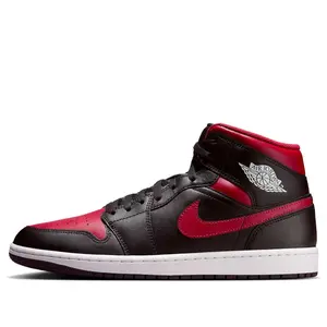 Air Jordan 1 Mid 'Bred' DQ8426-067