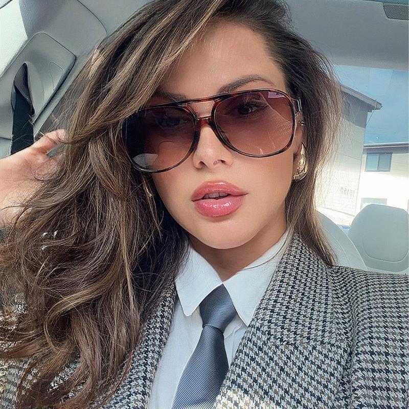 LAST CHERRY Oversized Aviator Sunglasses Women's Stylish UV Protection Color Lenses Fashionable Accessory for Casual & Formal Events Trendy Design Enhances Your Look