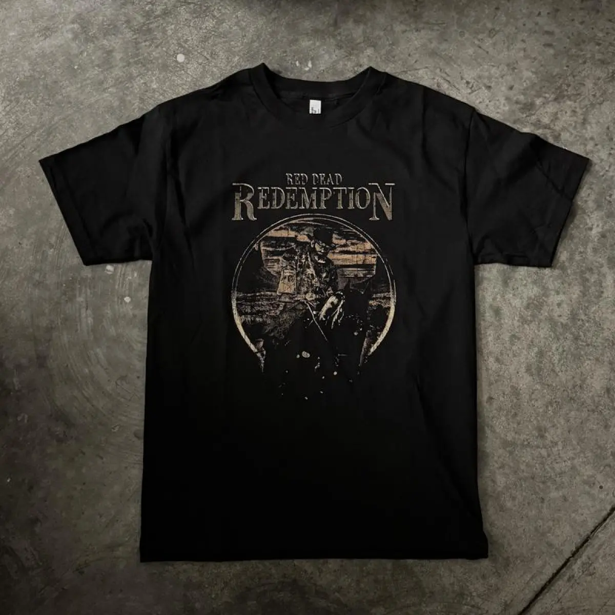 Women's Red Dead Redemption Vintage Graphic Cotton Tshirt - 6oz Short-Sleeve Basic Streetwear Top, Loose Round Neck Figure-Flattering Casual Shirt for Thanksgiving, Easter, Cute, Graphic Print, Fashion, Korean, Shortsleeve, T-Shirt, Valentines Day, Digita