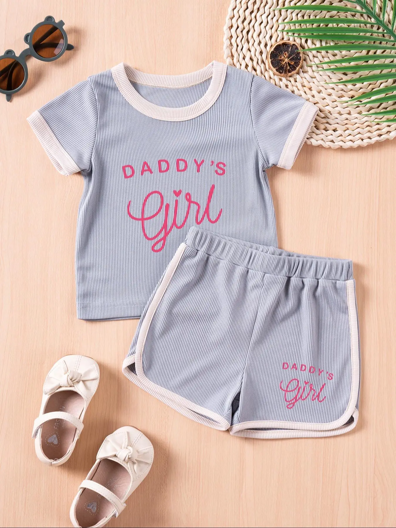 Two-Piece Set Toddler Girl's Solid Round Neck Tee & Letter Print Shorts Set, Casual Short Sleeve T-shirt & Elastic Waist Shorts, Summer Clothes for Ki