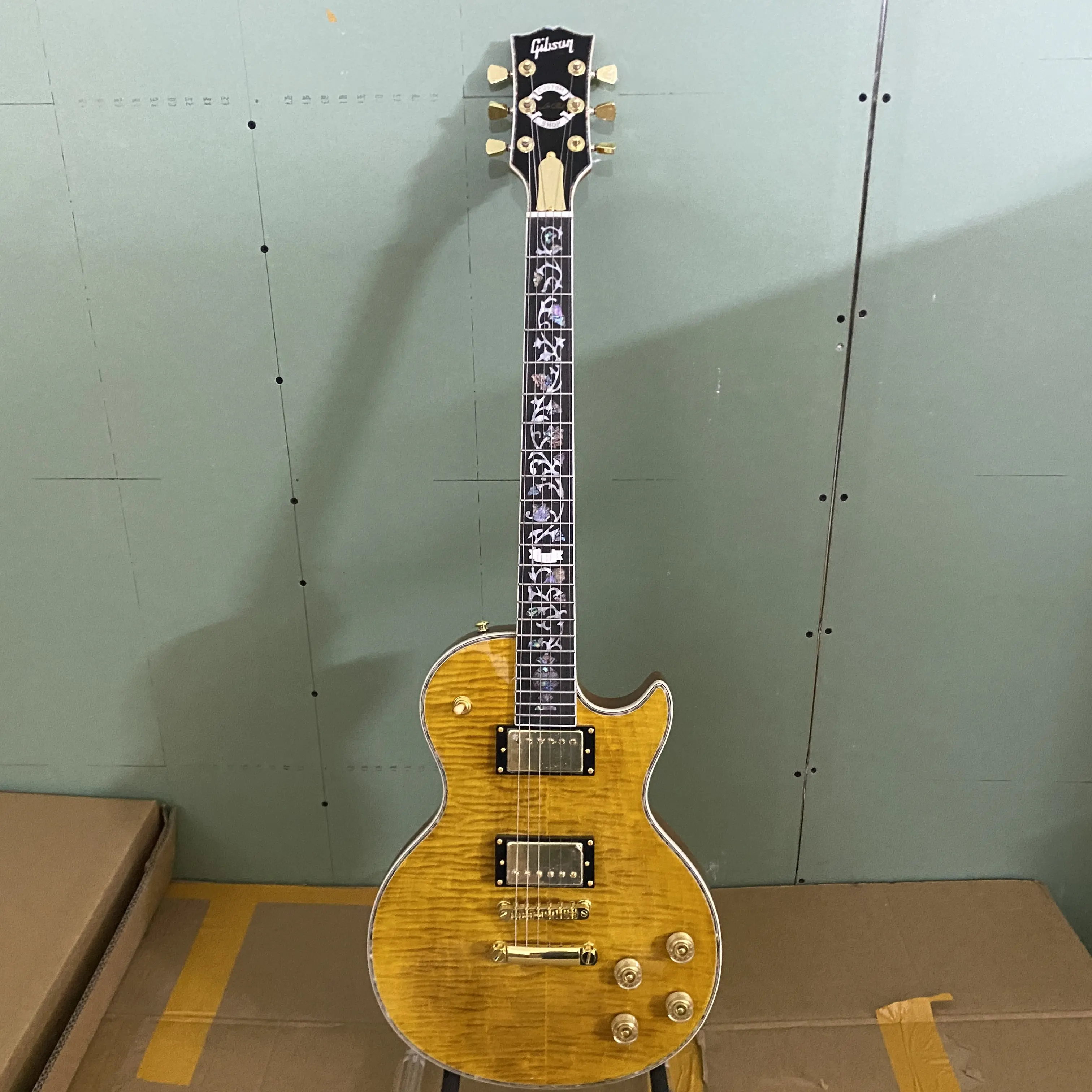 Vintage Yellow Les Paul Guitar Vine flower inlaid fingerboard,Flame Maple Veneer