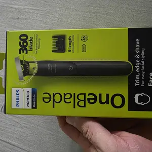 Philips Norelco OneBlade 360 Face, Electric Trimmer and Shaver, QP2724/70 Stainless Steel Stainless Steel Comb Handle