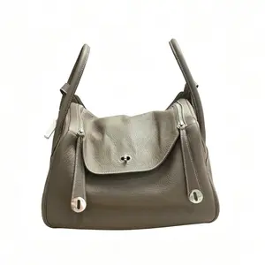 Pre-owned HERMÈS Leather Shoulder Bags Lindy 34 Clemence Shoulder Bag in Etoupe Gray with Palladium Hardware