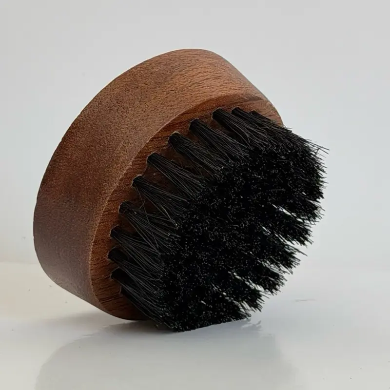 Round beard brush