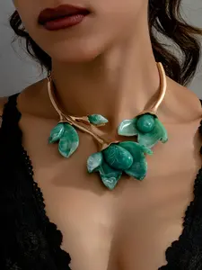 Vintage Bohemian Exaggerated Metal Peony Flower Necklace, Elegant Resin Floral Fashion Jewelry, Unique Statement Accessory