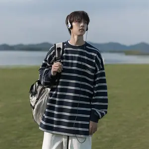 Men's Long-Sleeve T-Shirt, Trendy Autumn Men's Top, Loose and Stylish Striped Hoodie as a Base Layer Shirt for Men, Comfortable and Versatile