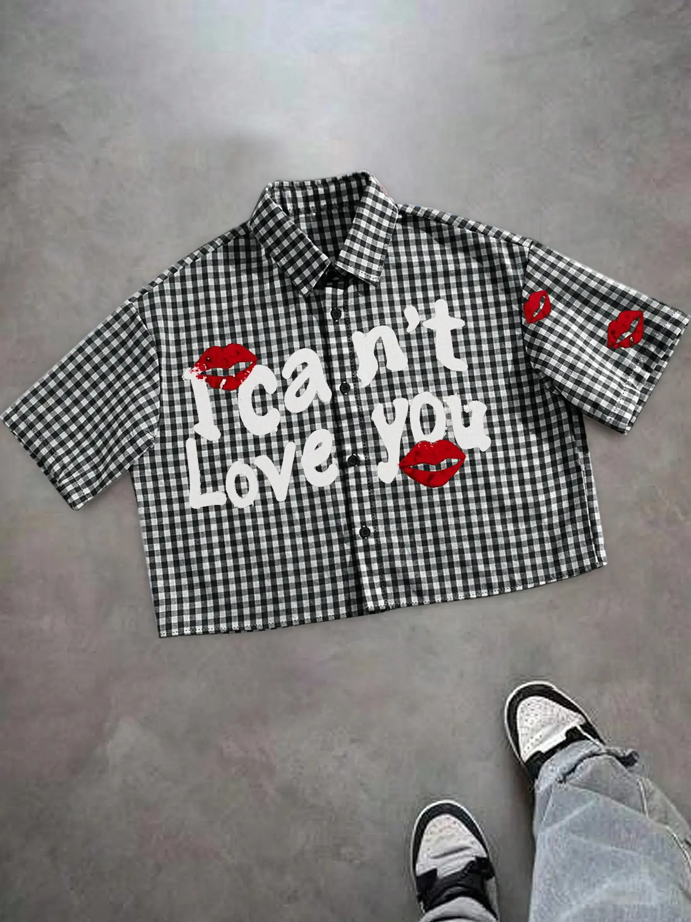 Unisex Short Cropped Plaid Checked Lip Shape Letter Print Design Street Shirt, Casual Fashion, Comfortable Fit, Perfect for Daily Wear, All Seasons