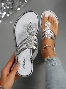 Ladies' summer casual rhinestone decoration,Style Flat Sandals Casual Versatile Flipflop Comfortable Footbed nterlocking Sandals flip flops platform Footwear jelly sandals brides maid glitter chanclas high heeled flip flops Sparkly Party Shoes.