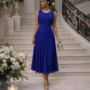 Eterna Romance Scarlet Muse Pleated Maxi Dress - Elegant Criss-Cross Bodice & Flowing Ankle-Length Skirt - Silky Fabric for Special Moments - Womenswear Feminine Drape - Perfect for Valentine's Day & Date Nights