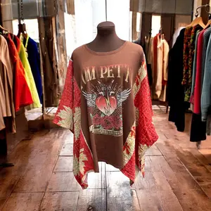 Heartbreaker Ladies Poncho / Ruana with Kantha Cotton Sleeves Fashion Womenswear Bohemian Brown Clothes Festival Loose