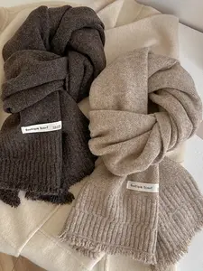 Vintage Geometric Pattern Wool Scarf, Warm Winter Accessory, Casual Fitted Design, Essential for Fall & Winter, Plain Style, Soft Warm Shawl